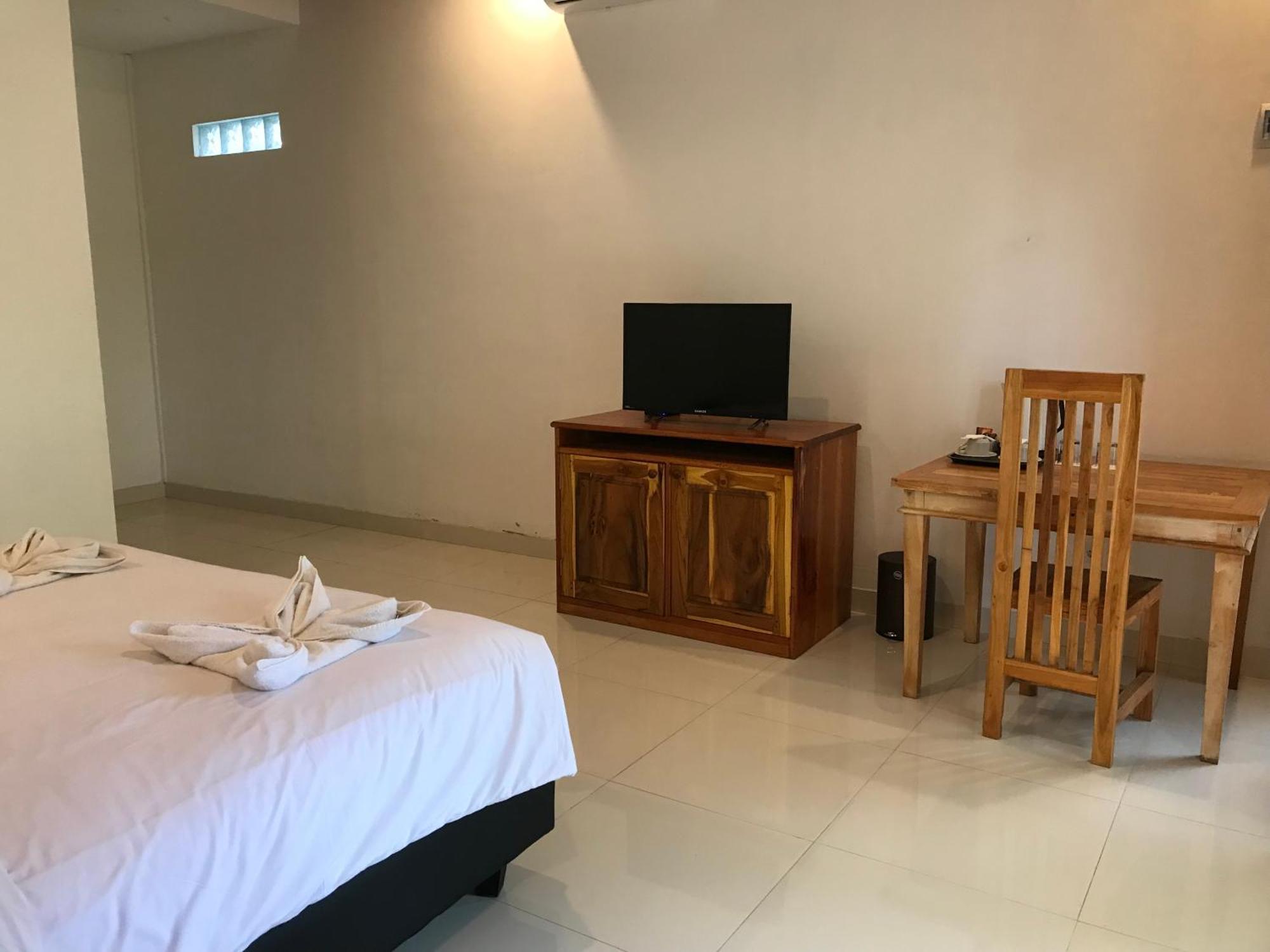 Pohon Purba Resort & Restaurant Labuhan Pandan Buitenkant foto